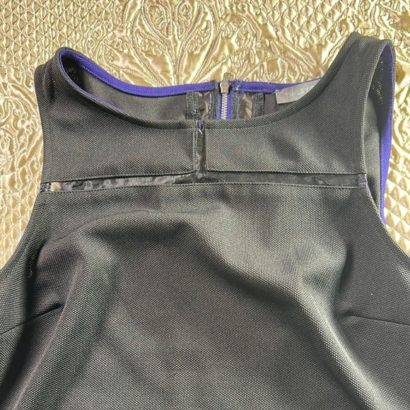 Tinley Road Black Sleeveless Top - Picture 5 of 6